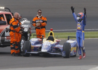 Alexander Rossi, happy victor, with tow crew at the 2016 Indianapolis 500. 